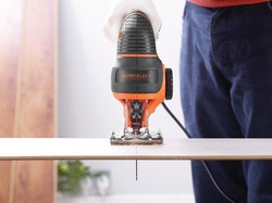 Black and Decker - 550W Autoselect pendelsticksg inkl blad - KS801SE