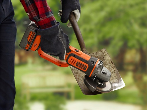 Black and Decker - 18V 40Ah Liion sladdls vinkelslip - BCG720M1