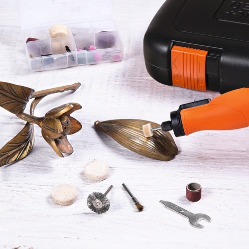Black and Decker - 72V sladdlst rotationsverktyg med 52 tillbehr - BCRT8IK