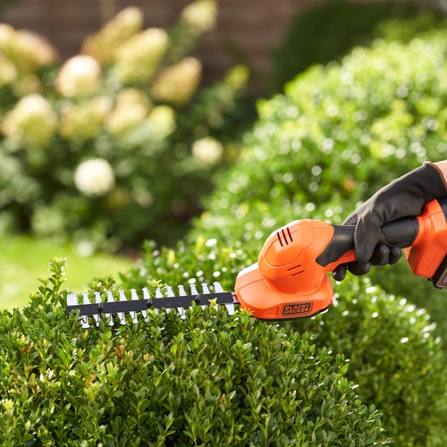 Black and Decker - 18V Busktrimmer med 2 Ahbatteri och 1 A laddare - BCSS18D1