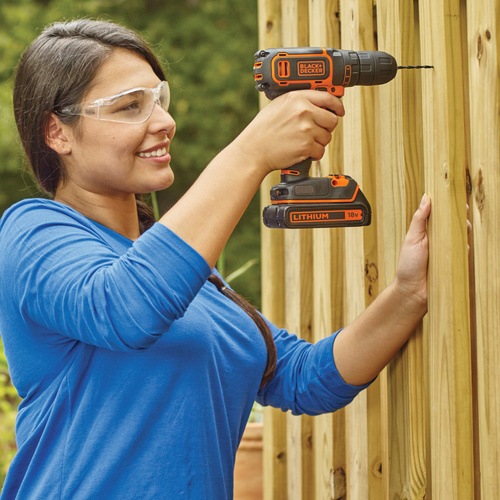 Black and Decker - 18V Borrmaskinskruvdragare - BDCDC18K1