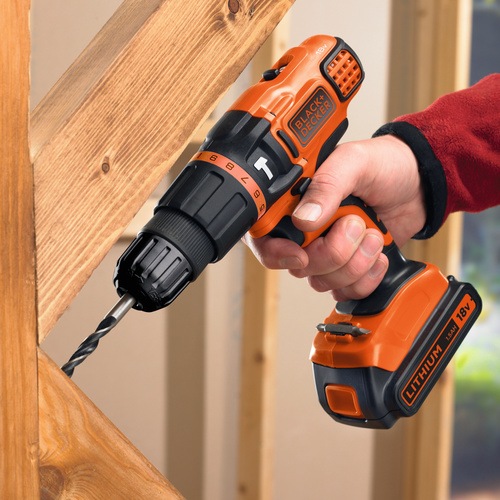 Black and Decker - 18V Slagborrmaskin utan batteri och laddare - BDCH188N