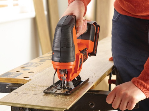Black and Decker - 18V Pendelsticksg - BDCJS18