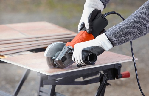 Black and Decker - 750W 115mm vinkelslip - BEG110