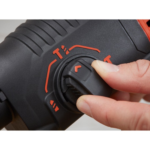 Black and Decker - 650W SDS Borrhammare med kitbox - BEHS01K