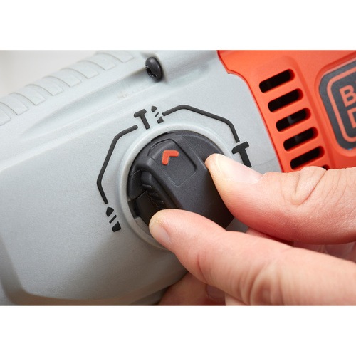 Black and Decker - 800W SDSPlus borrhammare i kitbox - BEHS02K