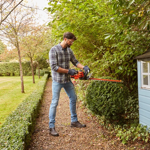 Black and Decker - 60cm 600W Hcksax med sgblad - BEHTS501