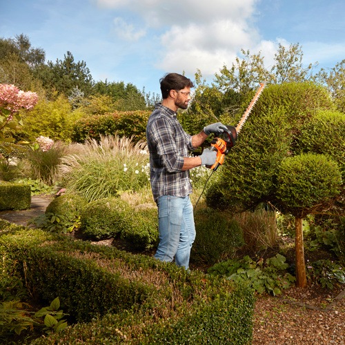 Black and Decker - 60cm 600W Hcksax med sgblad - BEHTS501