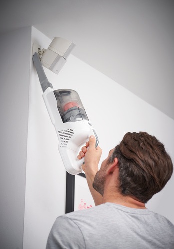 Black and Decker - 18V 2i1 Skaftdammsugare med integrerat 15Ah batteri - BHFEA515J