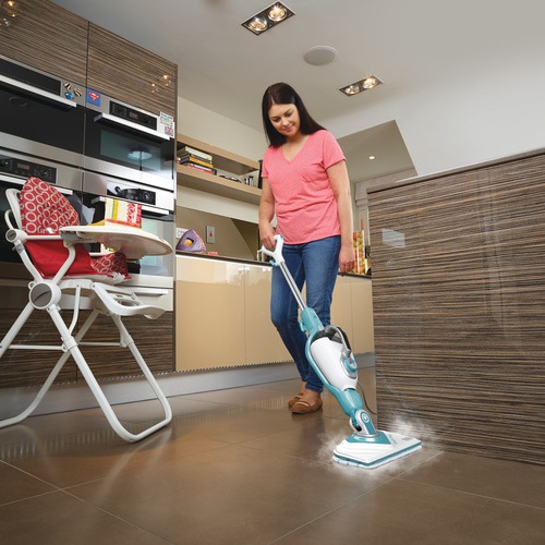 Black and Decker - 1600W 2i1 SteamMop med deltahuvud SteaMitt och 11 tillbehr - BHSM166DSM