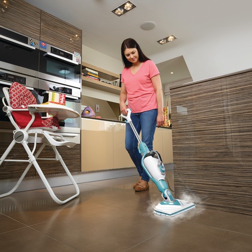 Black and Decker - 1600W 2i1 SteamMop med deltahuvud SteaMitt och 13 tillbehr - BHSM168DSM