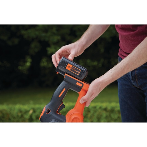 Black and Decker - Hcksax Power Command 36V 55cm 2Ah - GTC36552PC