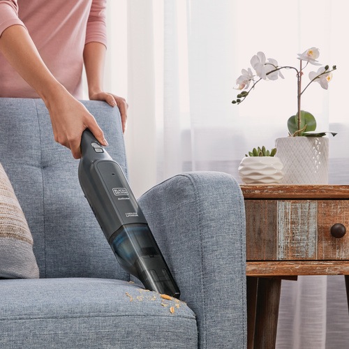 Black and Decker - 12V Kompakt handdammsugare med laddstation - HLVC320B11
