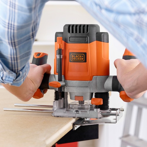 Black and Decker - Handverfrs 1200W 635 mm - KW1200E