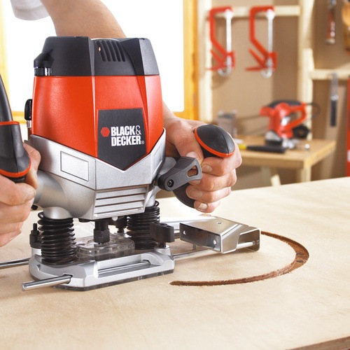 Black and Decker - Handverfrs 1200 W - KW900E